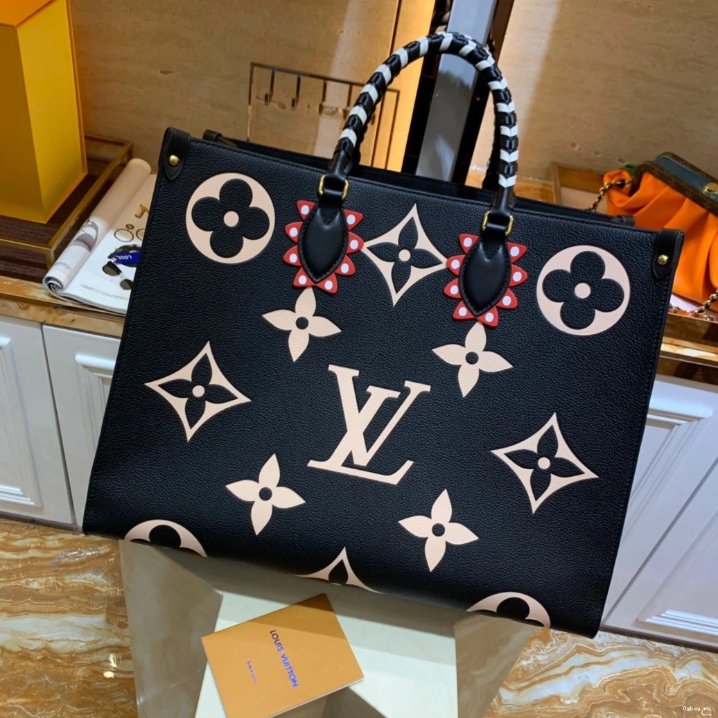 VUITTON CRAFTY LOUIS ONTHEGO GM 0819